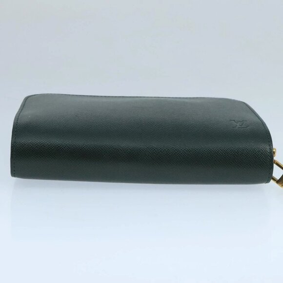 LOUIS VUITTON Taiga Baikal Clutch Bag Epicea M30184 LV Auth th5531 - Picture 7 of 16